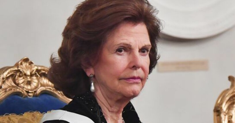 Drottning Silvia stöttade dottern, och bad om att hon ska få vara i fred. Drottning Silvia