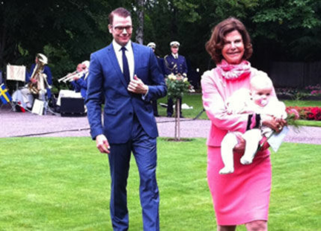 Prins Daniel, drottning Silvia och lillsessan