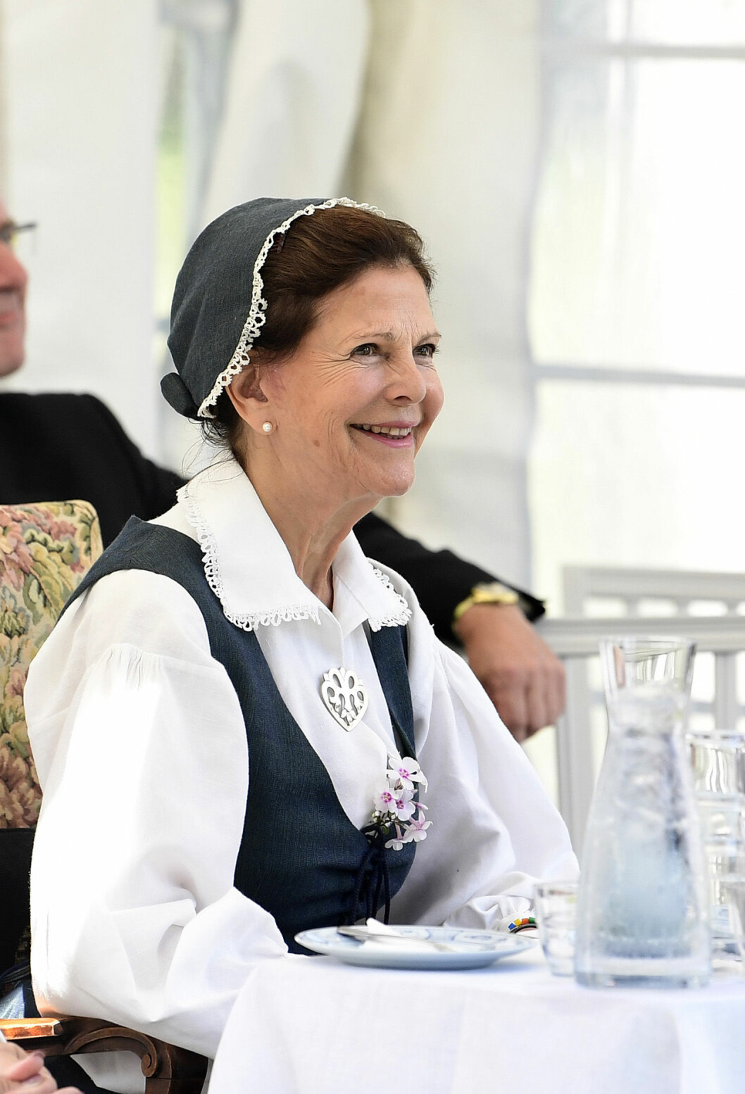 Drottningen stampade takten till Kalle Moreaus. Drottning Silvia