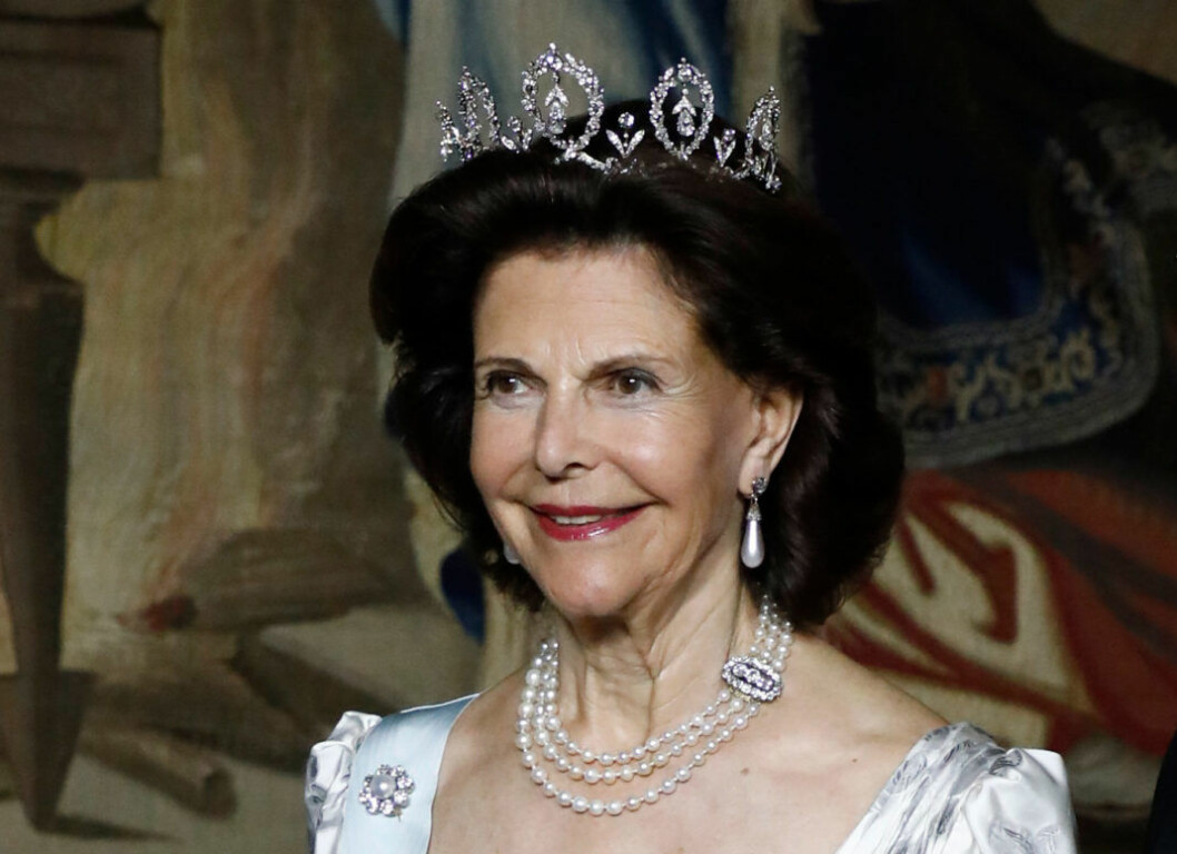 Drottning Silvia var vacker i prinsessan Sibyllas diadem Drottning Silvia var vacker i prinsessan Sibyllas diadem