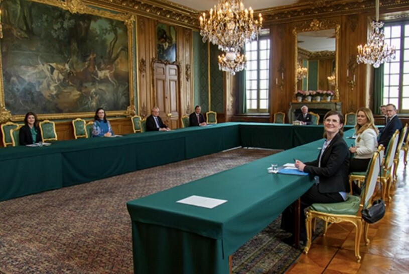 Lovisa Ulrikas matsal i går. I vanliga fall brukar kungafamiljen ha privata luncher här. Kungen Konselj statsministern Lovisa Ulrikas matsal Kungliga slottet