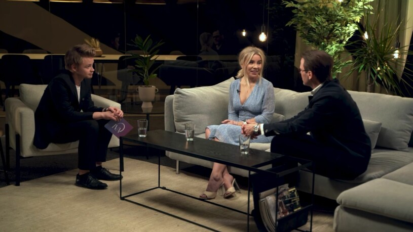 Två Youtube-profiler och en prins: Daniel med Therése Lindgren och Hampus Hedström. Prins Daniel Therése Lindgren Hampus Hedström Entreprenörspeppet 2021 Prins Daniels Fellowship