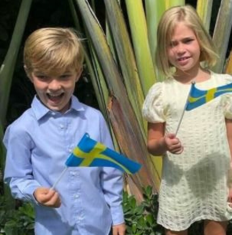 Så här såg det ut när Nicolas firade Sveriges nationaldag tillsammans med syrran Leonore, 7. Prins Nicolas Prinsessan Leonore firar Nationaldagen 2021