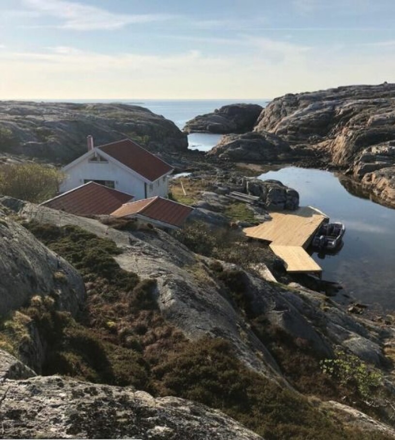 Inte många kan skryta med en egen lagun precis utanför dörren, men det kan doktor Mikael!