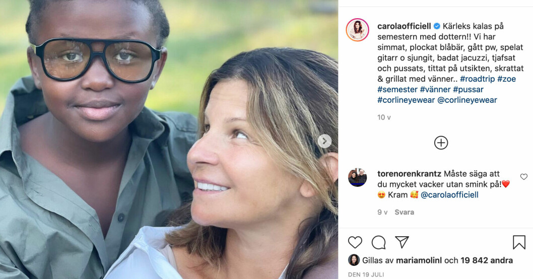 Med eller utan lånade glasögon, Carolas publik älskar att följa Zoes utveckling på Instagram.