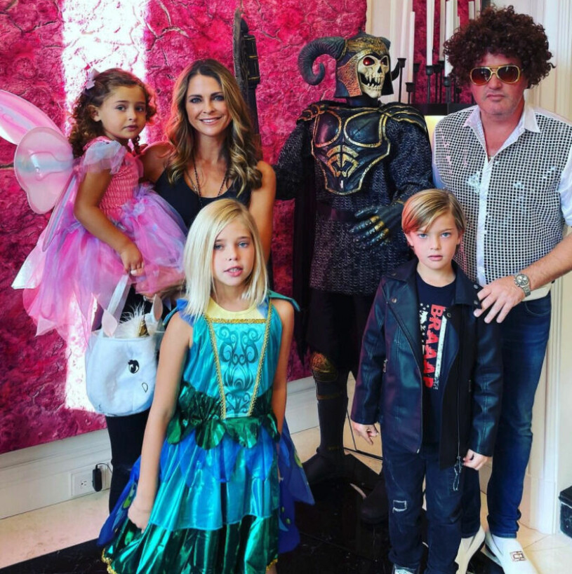 Leonores glammiga Halloween-firande – som Estelle bara fick se på bild. Prinsessan Madeleine Halloween 2021 Prinsessan Leonore