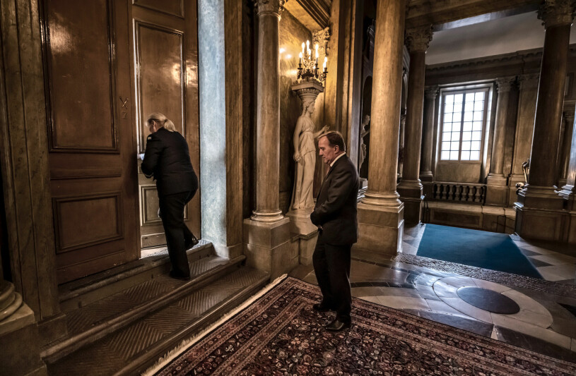 Kronprinsessans adjutant banar vägen för Stefan Löfven.