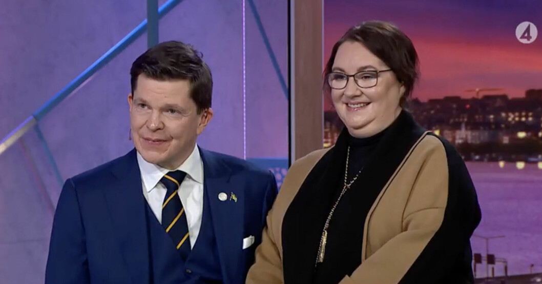 Talmannens fru överraskade alla! Talmannen Andreas Norlén med frun Helena i "Efter fem ikväll" i TV4