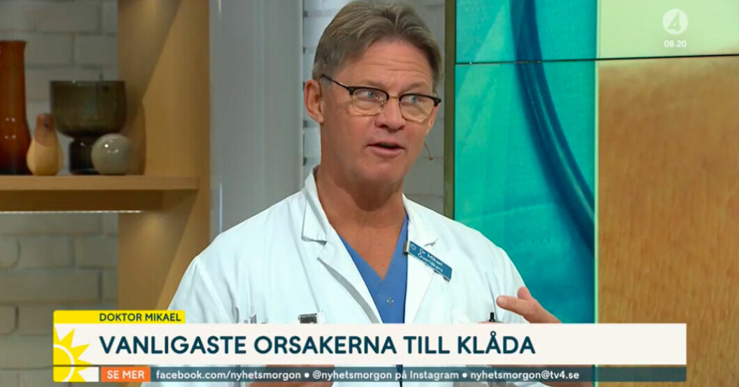 Mikael Sandström berättar i detalj om sin dusch i livesänd tv. Mikael "Soldoktorn" Sandström