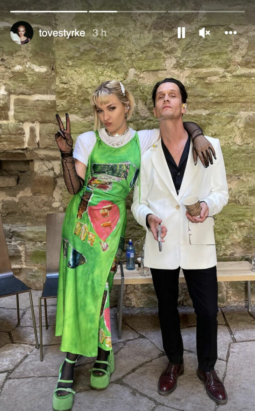 Ikväll ser vi både Tove Styrke och Jonathan Johansson på scenen!