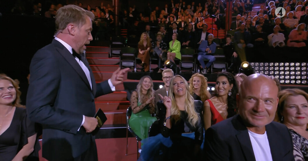 Bild från tv-galan Kristallen, Peter Settman skojar med Laila Bagge