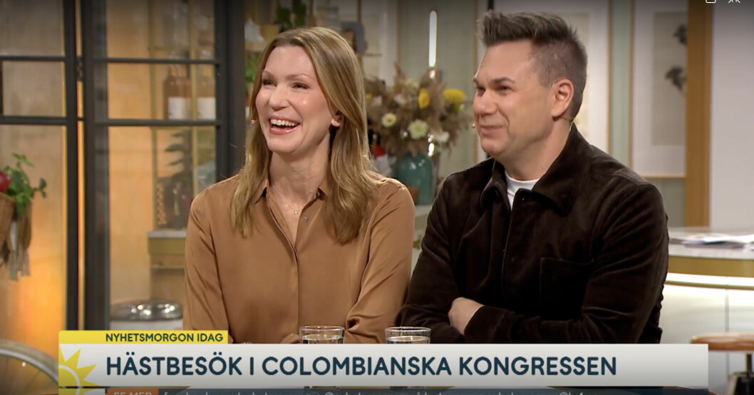 Jenny Alversjö och Anders Pihlblad reagerar direkt efter missen: "Är du säker på att du har ett husdjur?” säger Jenny hånfullt. Jenny Alversjö och Anders Pihlblad