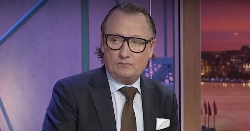 Svensk Damtidnings chefredaktör Johan T Lindwall tycker inte att kungens utspel i SVT är speciellt passande. Johan T Lindwall i Efter fem