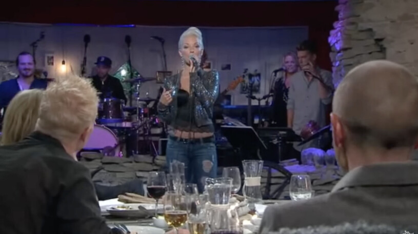Petra Marklund i Så mycket bättre 2011