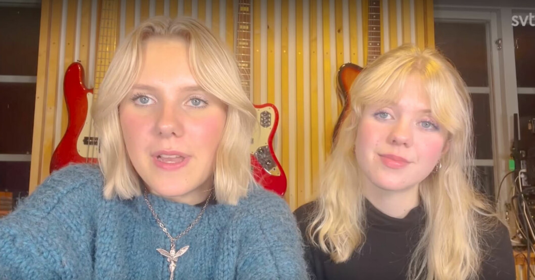 Nu är det dags för systrarna Signe & Hjördis att stå på egna musikaliska ben. På lördag smäller det. Foto: SVT