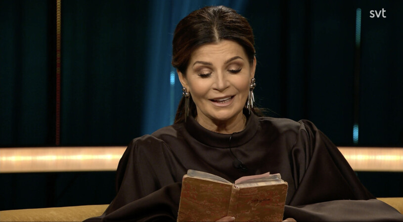 Det fanns hemligheter som inte lämpade sig för rikstäckande tv i dagboken! Carola Häggkvist läser ur sin dag bok i Carina Bergfeldts talkshow