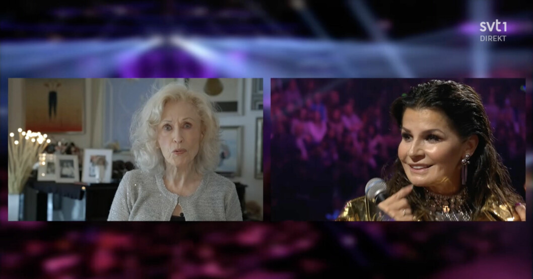 Sångerskan Bibi Johns, som var programledare i Melodifestivalen 1983, hade skickat in en privat videohälsning till Carola. Bibi Johns och Carola Häggkvist i Melodifestivalen 2023