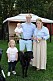 Mikael och Linnea Holmström, som är brukshundstränare för jakthundar, med barnen Sophia och Carl samt fina hunden Scott.