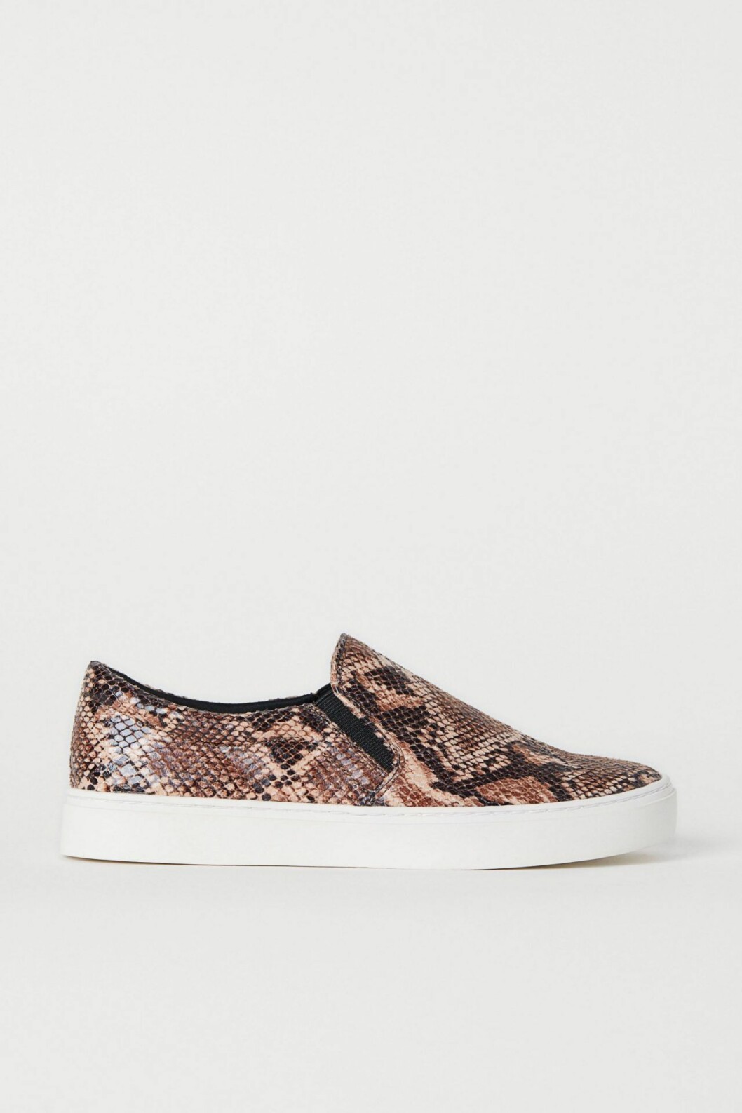 Slip on sneaker