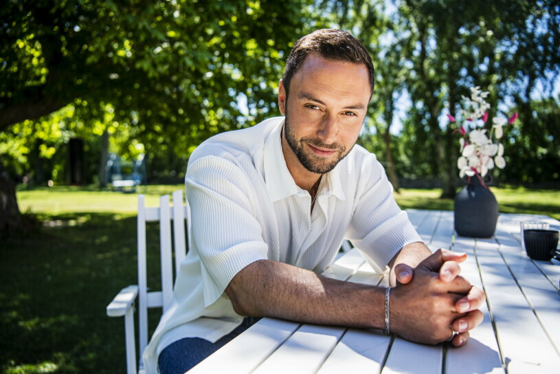 Om det blir Cara Mia, Heroes eller kanske Should've Gone Home som tolkas får vi se i höst. Måns Zelmerlöw inför Så mycket bättre 2022