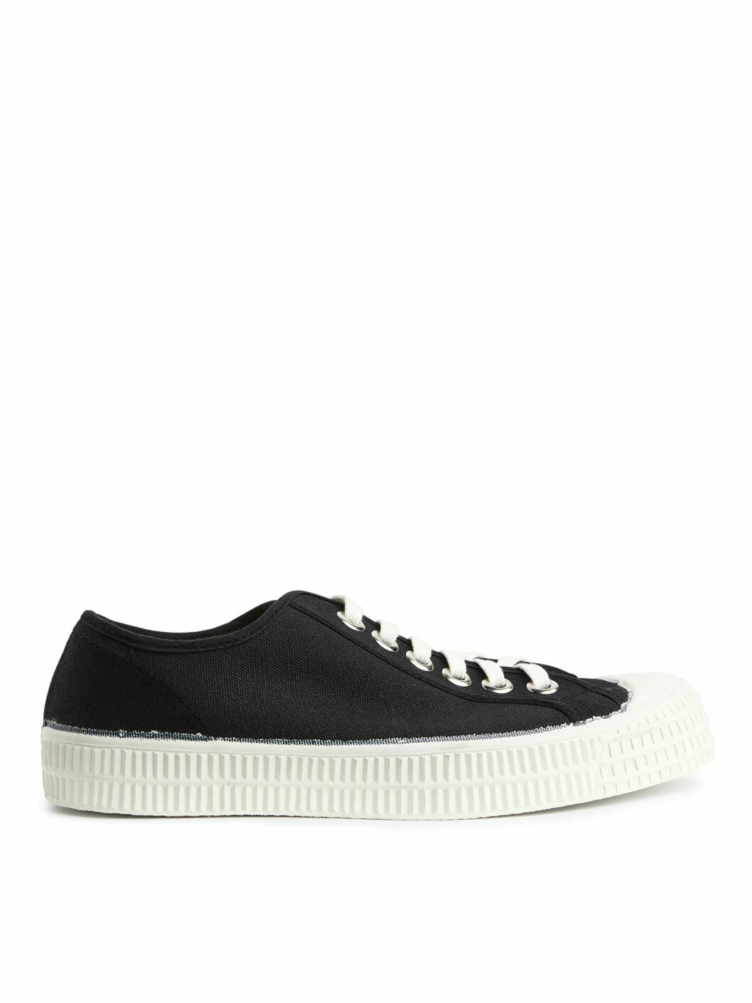 Sneakers från Novesta
