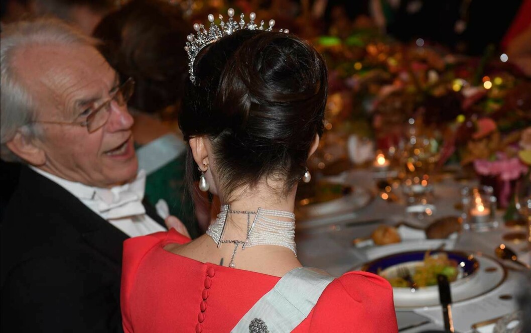 Prinsessan Sofias höga håruppsättning. prinsessan sofia nobel
