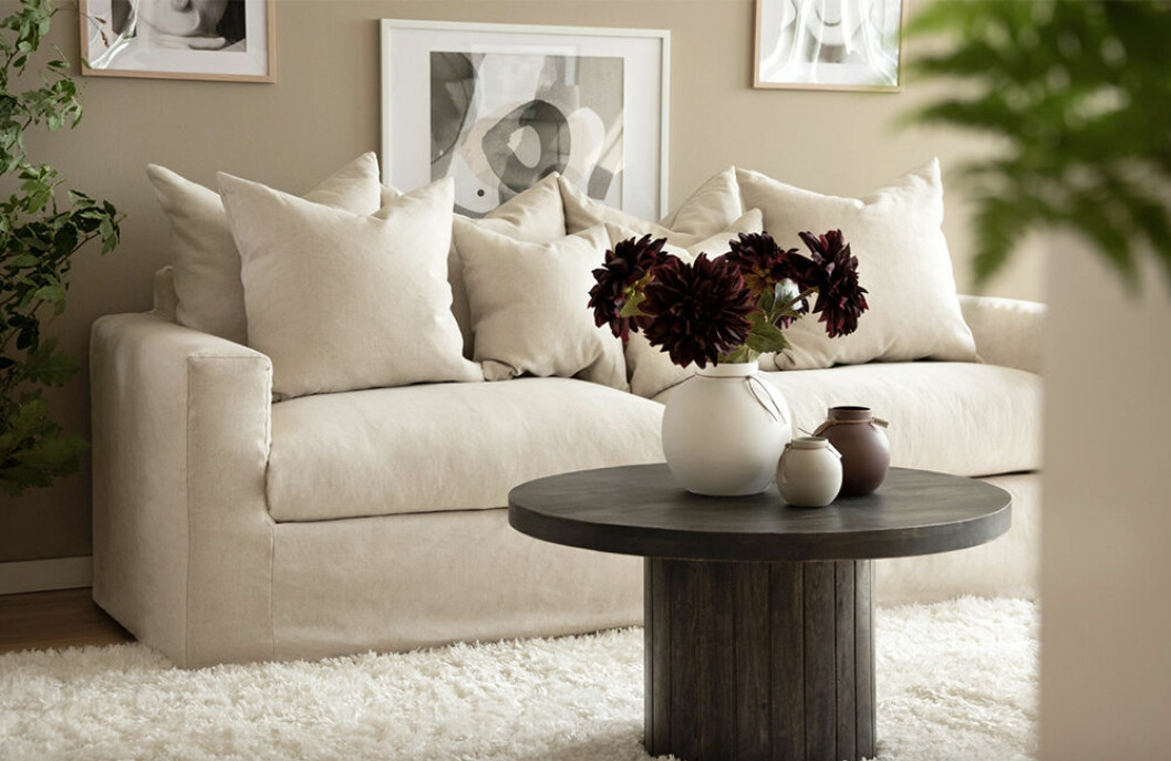 beige soffa i linne och bomull på rea