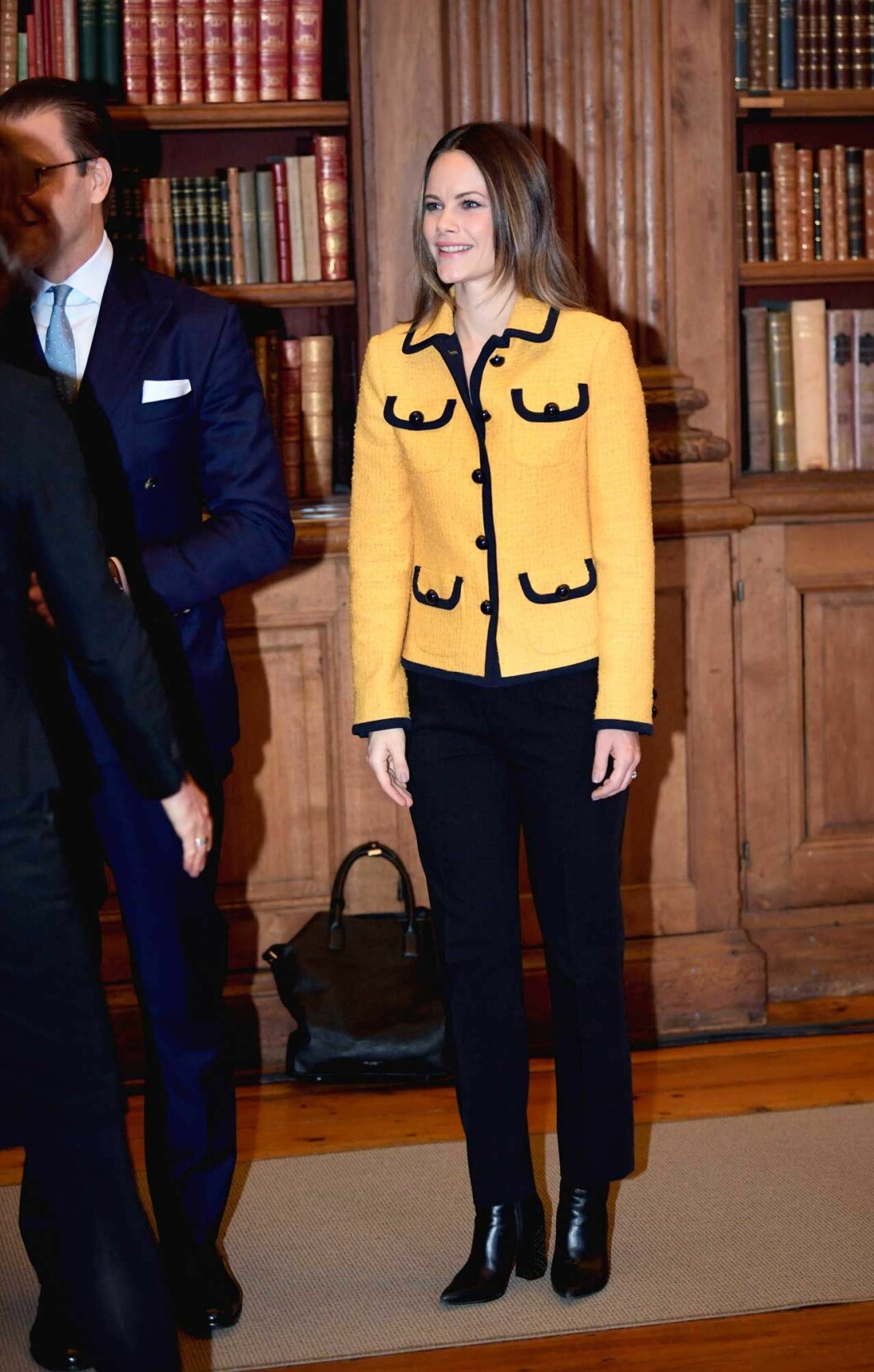 Sofia i kavaj från L.K. Bennett. Prinsessan Sofia