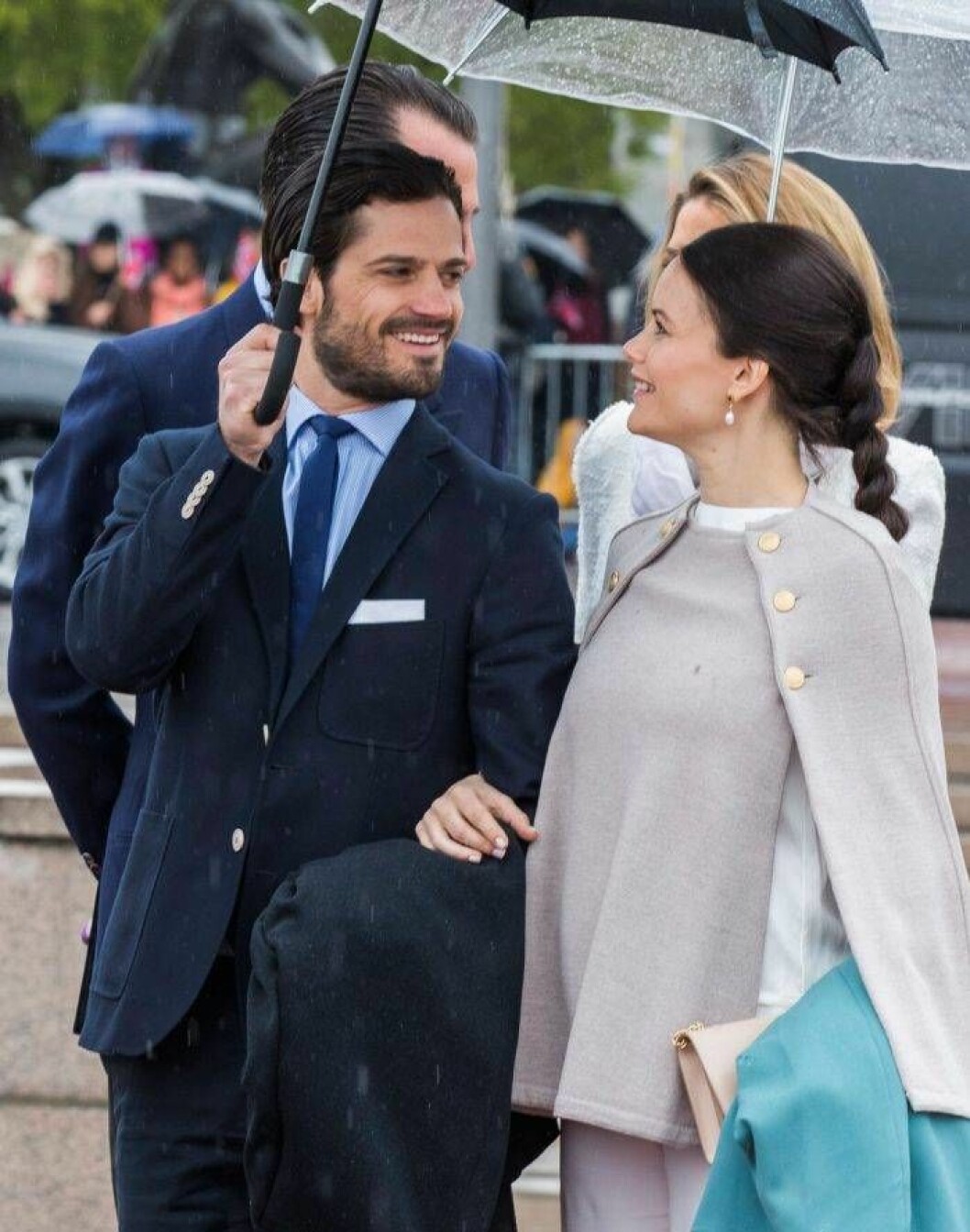 Prinsessan Sofia i cape från Stenströms. Sofia