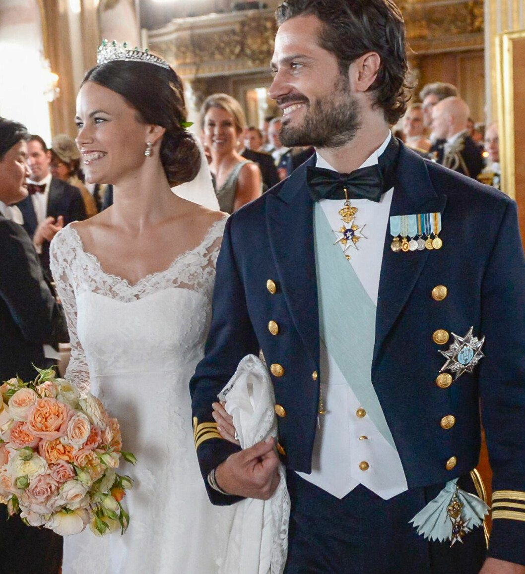 Prins Carl Philip och prinsessan Sofia vid sitt bröllop 2015