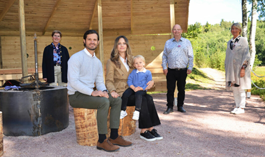 Dagens huvudperson prins Gabriel fick även träffa Dalarnas landshövding Ylva Thörn, kommunalrådet Mats Nilsson och kommundirektören Marita Skog. Dagens huvudperson prins Gabriel prinsessan Sofia prins Carl Philip landshövding Ylva Thörn Mats Nilsson Marita Skog.