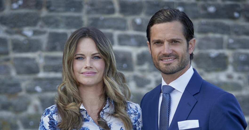 Sofia och Carl Philip lever nu lyckliga tillsammans. Sofia och Carl Philip lever nu lyckliga tillsammans.
