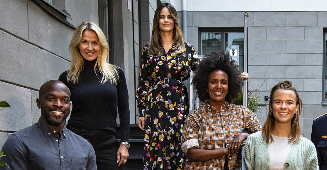 Prinsessan Sofia är med i juryn för Aftonbladets Svenska hjältar, här är hon med några av sina jurykollegor, komikern Kodjo Akolor, programledaren Kristin Kaspersen, prinsessan Sofia, komikern Marika Carlsson och influencern Margaux Dietz.