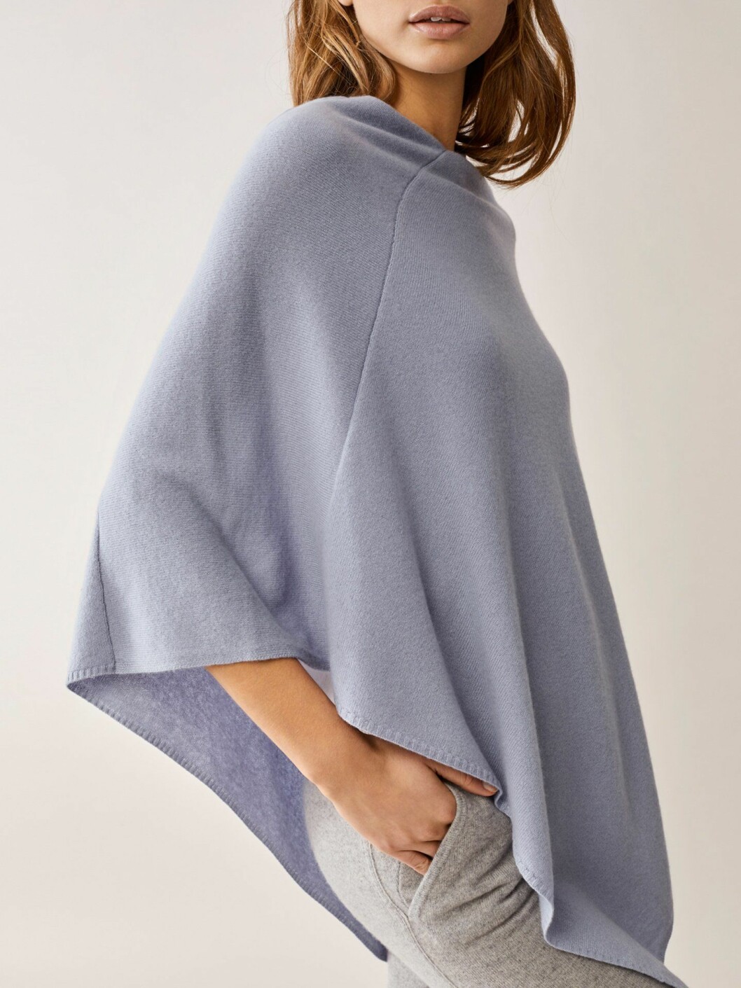 Poncho från soft goat