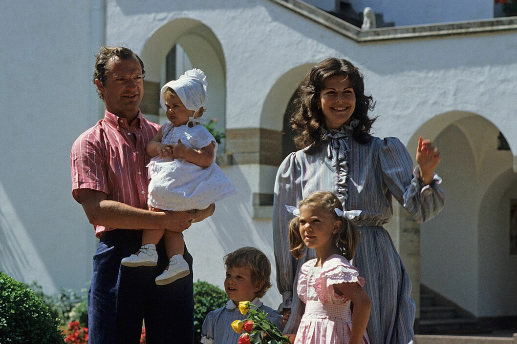 Kungafamiljen vid Sollidens slott. Kungafamiljen vid Sollidens slott.