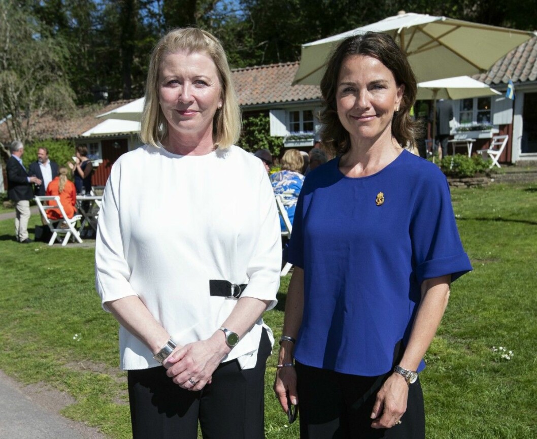 Sollidens nya vd Carolina Thaysen och hovets informationschef Margareta Thorgren. Hovets informationschef Margareta Thorgren med Sollidens nya vd Carolina Thaysen.