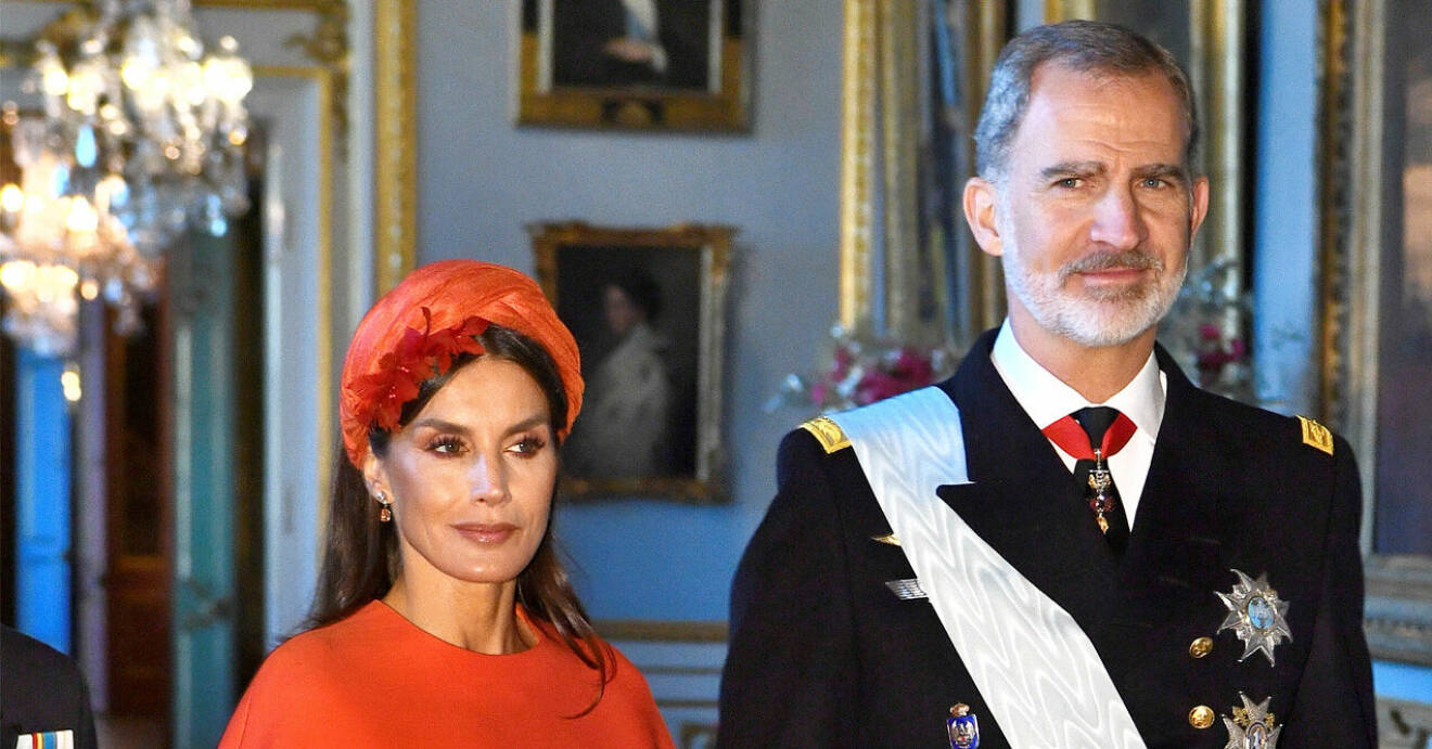 Drottning Letizia och kung Felipe av Spanien under välkomstceremonin för det spanska statsbesöket på Stockholms slott