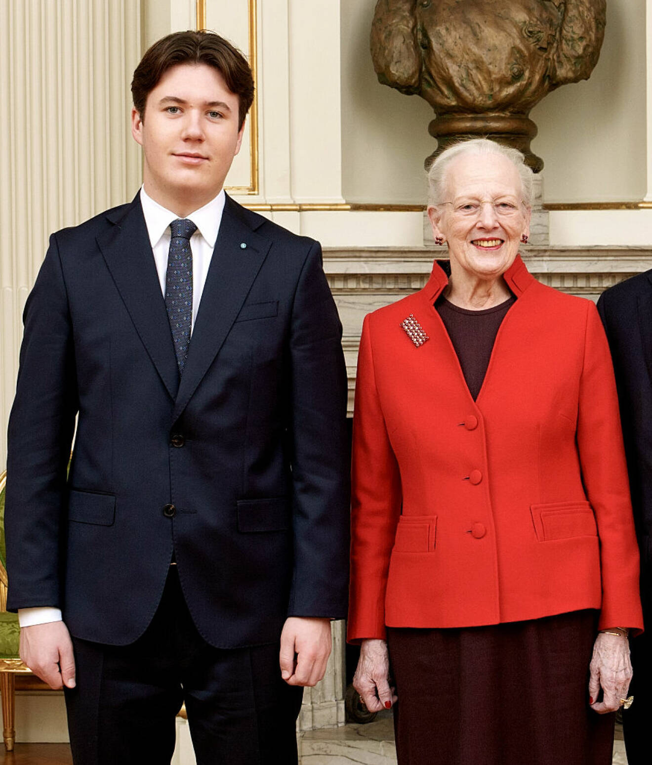 Prins Christian och drottning Margrethe vid statstrådet 2023