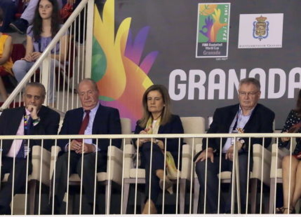 *DON JUAN CARLOS ASISTE AL PRIMER PARTIDO DE ESPA?A EN EL MUNDIAL DE BALONCESTO