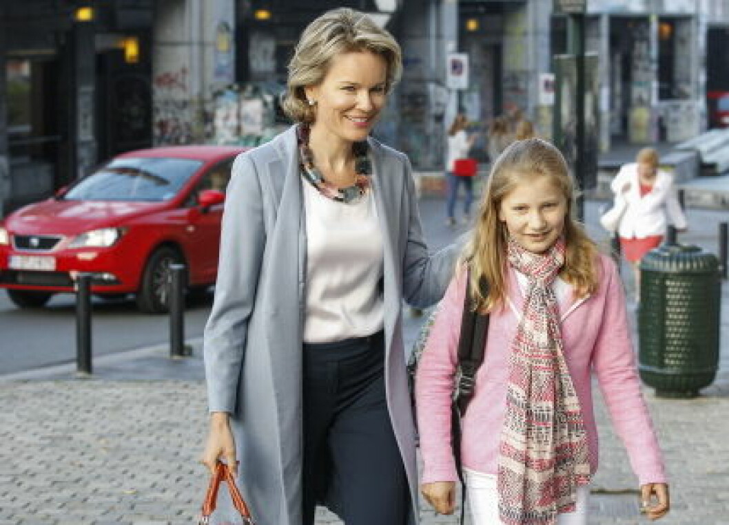 BELGIUM BRUSSELS SINT-JAN-BERCHMANSCOLLEGE SCHOOL FIRST DAY