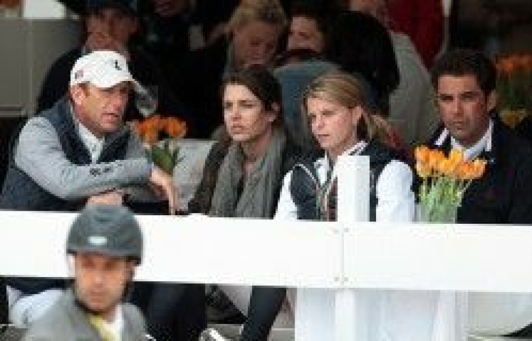 Charlotte och Athina tillsammans på en annan hästtävling Charlotte och Athina tillsammans på en annan hästtävling