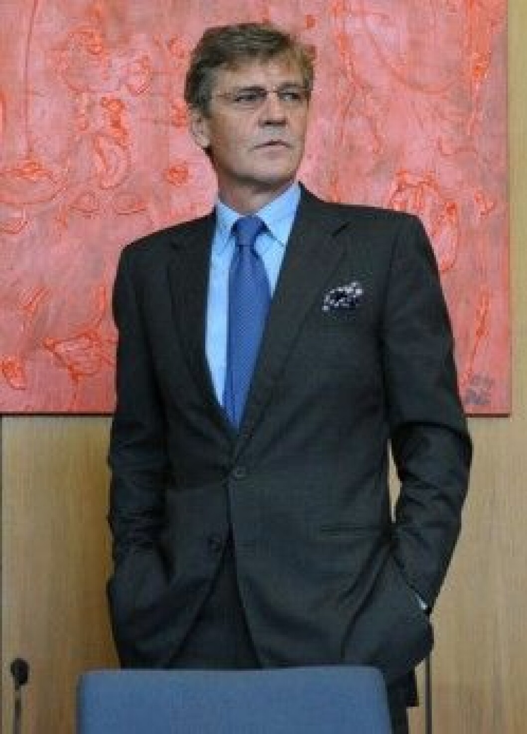 Ernst August lever nu som singel. Ernst August lever nu som singel.