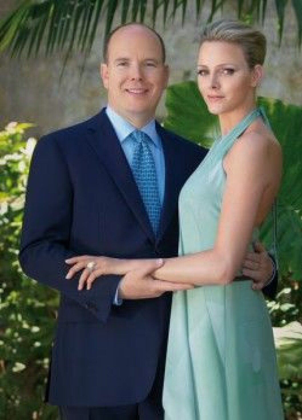 Furst Albert och Charlene Wittstock. Den officiella förlovningsbilden.