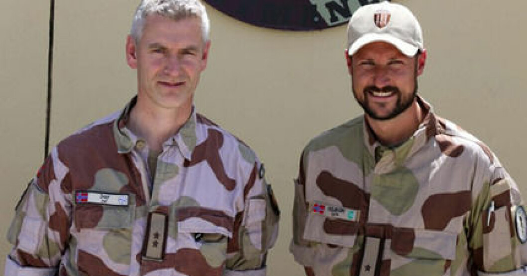 Kronprins Haakon på besök i Afghanistan.