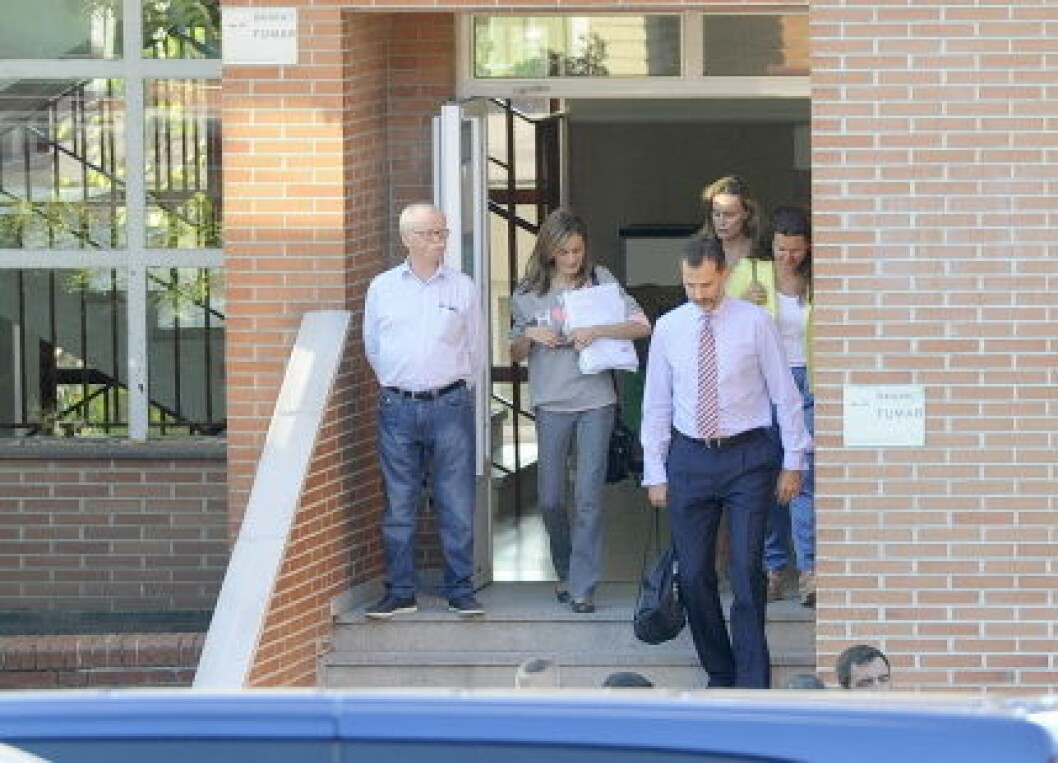 King Felipe and Queen Letizia of Spain take daughters Princesses Leonor and Sofia to their first day of school