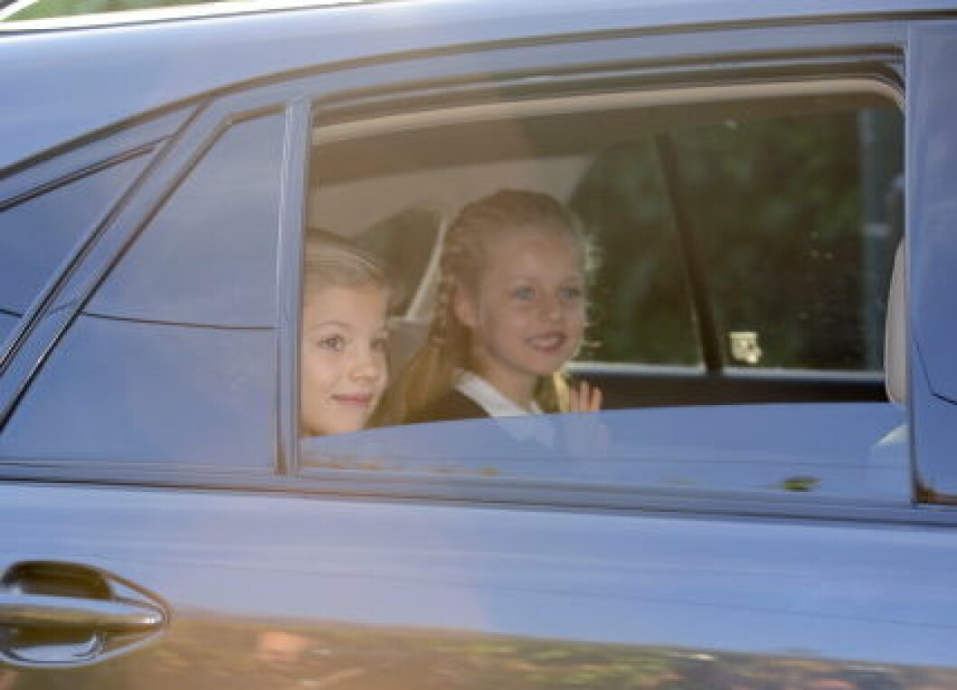 King Felipe and Queen Letizia of Spain take daughters Princesses Leonor and Sofia to their first day of school