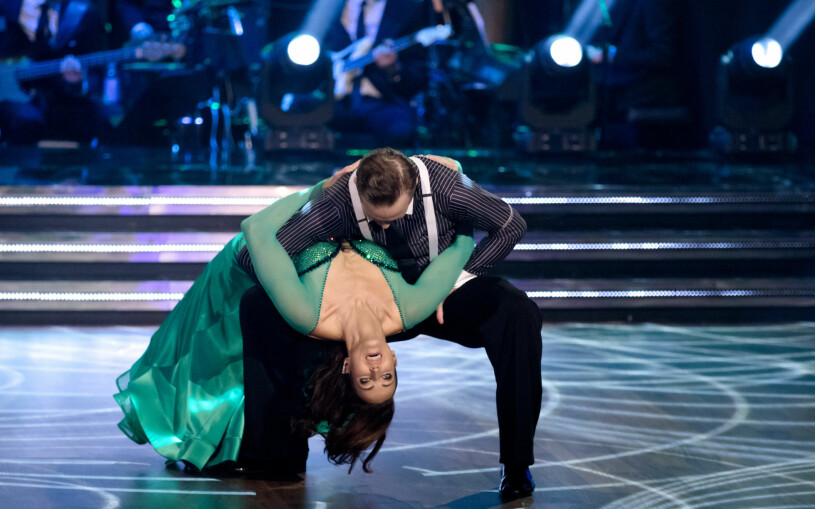 Therese Alshammar och Calle Sterner under hennes medverkan i Let´s Dance.