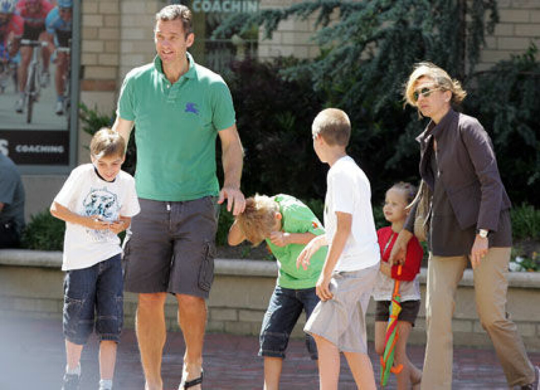 Prinsessan Cristina med sin familj. Prinsessan Cristina med sin familj.