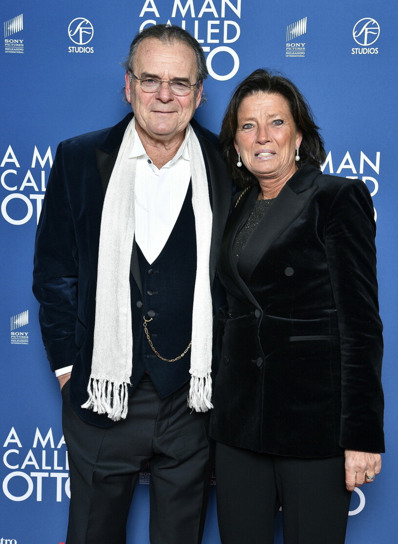 Det blev en glammig kväll för kärleksparet! Steffo Törnquist och frun Caroline Törnquist på Rigoletto på premiären av A man called Otto.