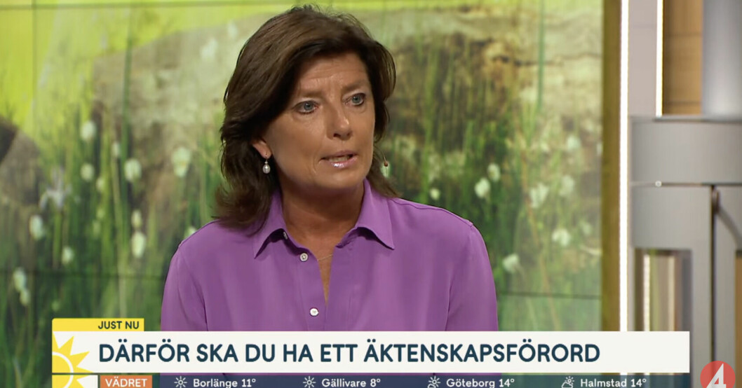 Steffos fru Caroline har pratat äktenskapsförord i Nyhetsmorgon, och då nämnt deras eget. Caroline Törnquist pratar om äktenskapsförord i Nyhetsmorgon